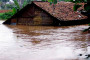 Santri Lamongan Antisipasi Banjir