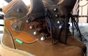 Spesialis Sepatu Safety Semi Boots